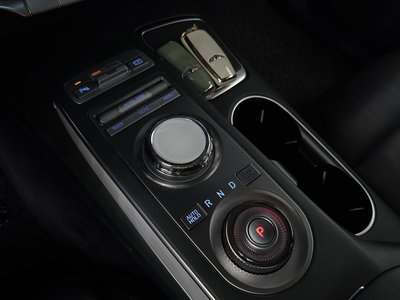2022 Genesis ELECTRIFIED GV70 — миниатюра 12
