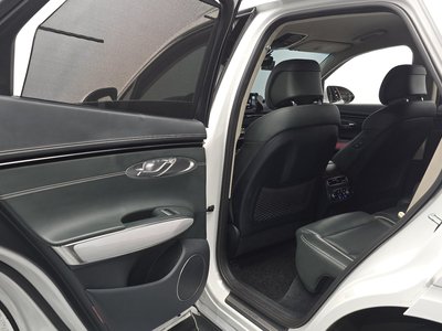 2022 Genesis ELECTRIFIED GV70 — миниатюра 16