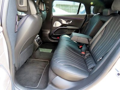 صورة 7 لـ 2022 Mercedes-BENZ EQS