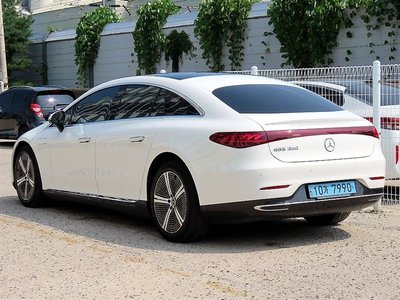 صورة 2 لـ 2022 Mercedes-BENZ EQS