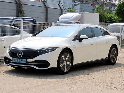 صورة 1 لـ 2022 Mercedes-BENZ EQS