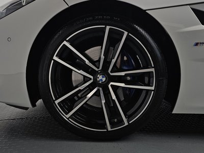 صورة 7 لـ 2025 BMW Z4