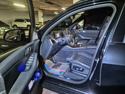 2024 BMW X5 thumbnail 12