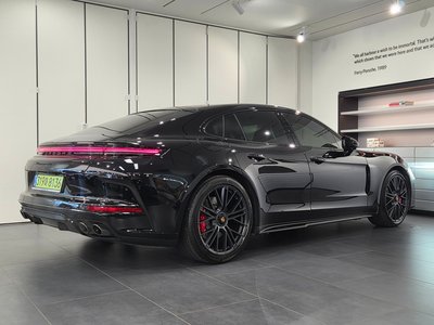 صورة 4 لـ 2025 Porsche PANAMERA