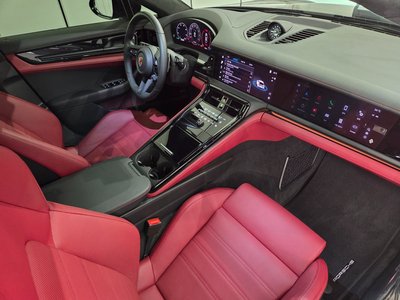 صورة 9 لـ 2025 Porsche PANAMERA