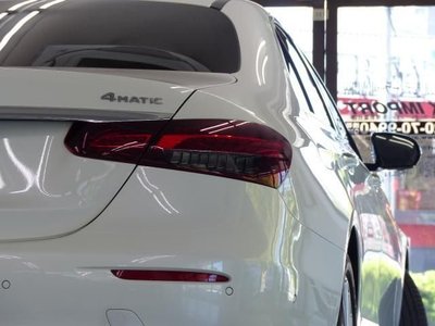 MERCEDES-BENZ E-CLASS - 9