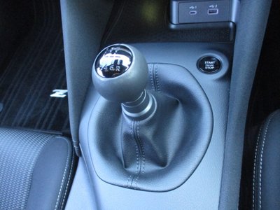 NISSAN FAIRLADY Z - 3