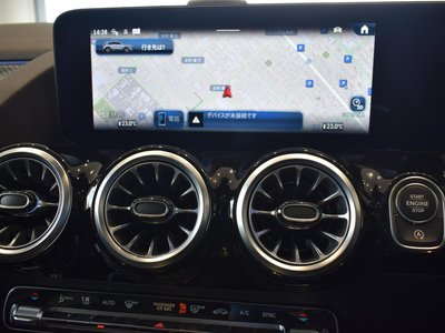 2025 Mercedes-BENZ GLA AMG — миниатюра 11