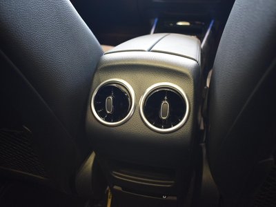 2025 Mercedes-BENZ GLA AMG — миниатюра 18