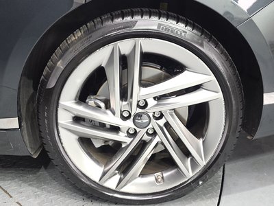 2025 Genesis G80 (RG3) photo 8