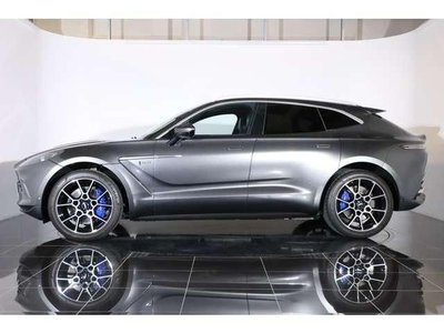 ASTON MARTIN DBX - 4