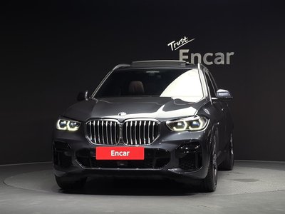 2022 BMW X5 照片 2