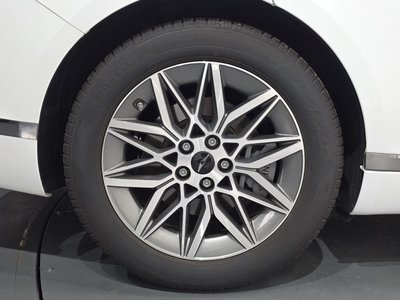 صورة 6 لـ 2024 Genesis G80 (RG3)