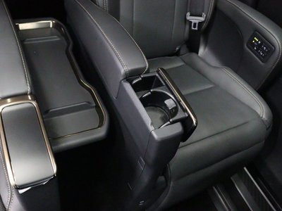 2025 Toyota ALPHARD 缩略图 48