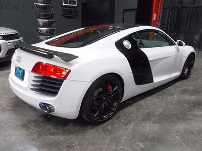 AUDI R8 - 6