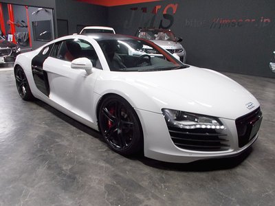 AUDI R8 - 5