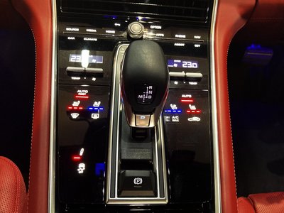 2023 Porsche PANAMERA — миниатюра 35