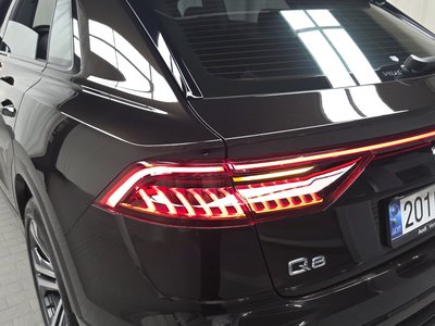 AUDI Q8 - 10