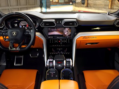 صورة 6 لـ 2019 Lamborghini URUS