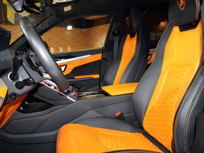 2019 Lamborghini URUS 缩略图 18
