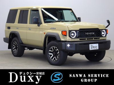 TOYOTA LAND CRUISER 70 - 1