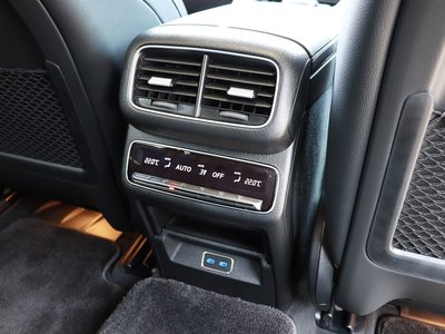 2025 Mercedes-BENZ GLE 缩略图 42