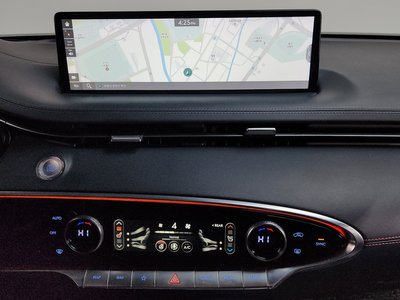 2021 Genesis GV70 — миниатюра 14