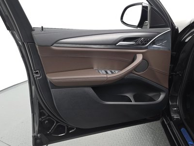 2025 BMW X4 缩略图 14