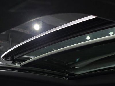 2025 BMW X4 缩略图 27