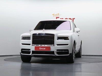 ROLLS-ROYCE CULLINAN - 2