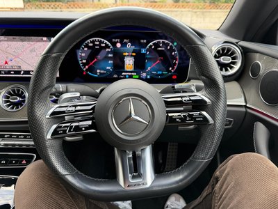 MERCEDES-BENZ E-CLASS - 7