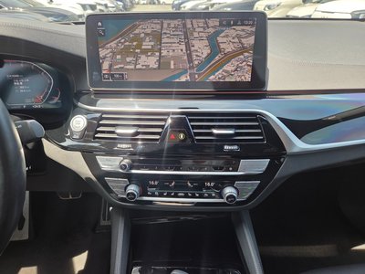 BMW 6 SERIES GT - 10