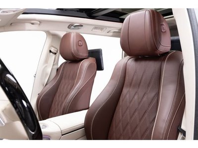 2024 Mercedes-BENZ GLS thumbnail 43