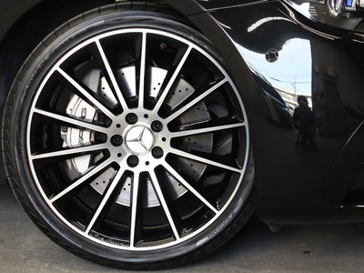 MERCEDES-BENZ E-CLASS AMG - 8