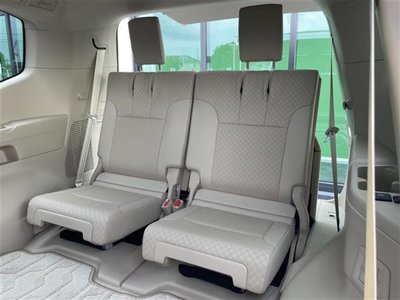 2023 Toyota LAND CRUISER 300 — миниатюра 26