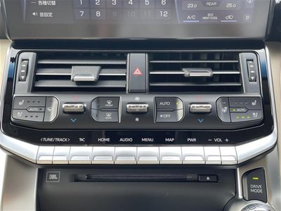2023 Toyota LAND CRUISER 300 — миниатюра 14