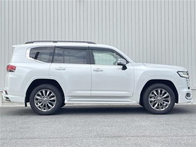2023 Toyota LAND CRUISER 300 — миниатюра 30