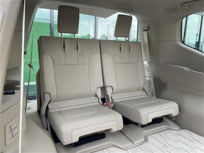 2023 Toyota LAND CRUISER 300 — миниатюра 23