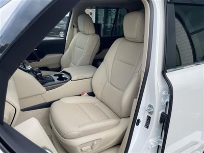2023 Toyota LAND CRUISER 300 — миниатюра 24