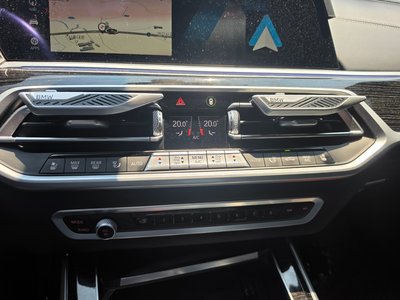 BMW X7 - 7