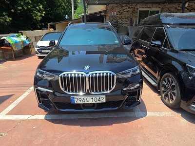 BMW X7 - 1