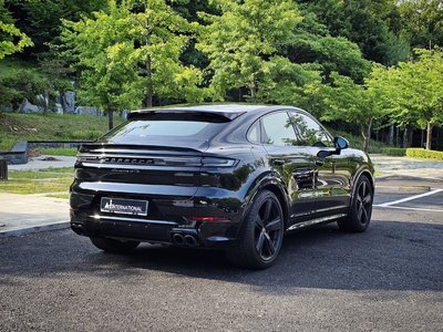 PORSCHE CAYENNE - 8