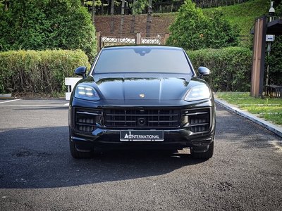 PORSCHE CAYENNE - 1