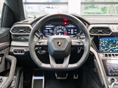 2024 Lamborghini URUS — миниатюра 18