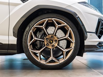 2024 Lamborghini URUS — миниатюра 12