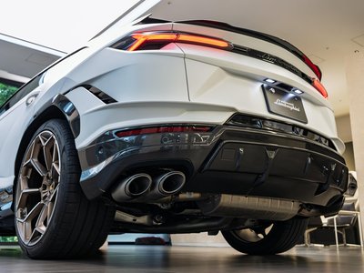 2024 Lamborghini URUS — миниатюра 11