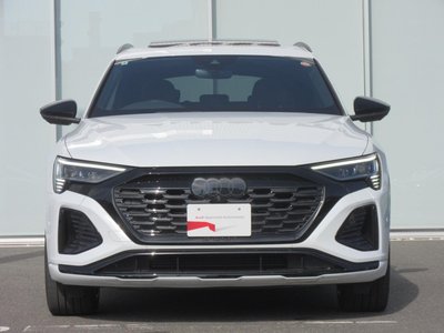 AUDI Q8 E-TRON - 6