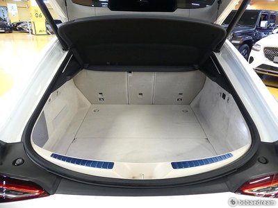 MERCEDES-BENZ GT AMG - 10