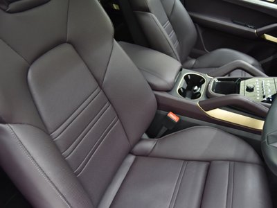 صورة مصغرة 11 لـ 2024 Porsche CAYENNE