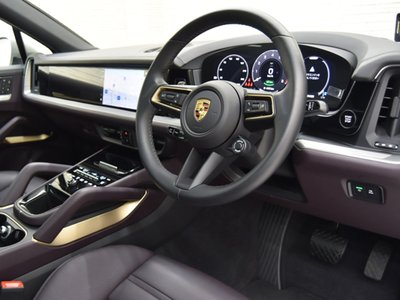 صورة مصغرة 25 لـ 2024 Porsche CAYENNE